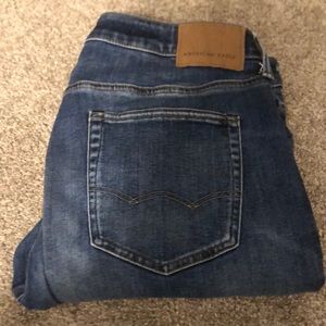 American Eagle men’s jeans